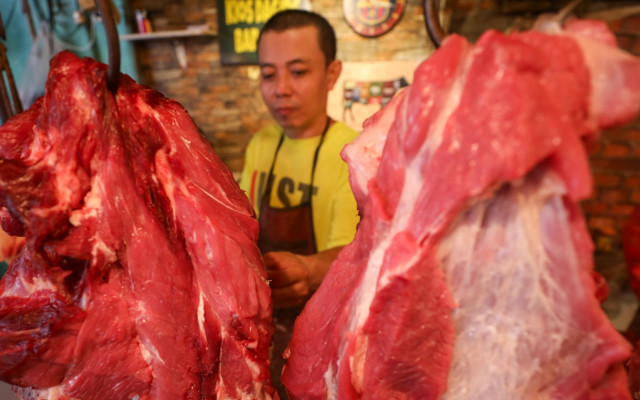 Lampu Kuning Impor Daging Sapi