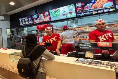 Kinerja KFC Indonesia (FAST) di Tengah Demonstrasi Gaji dan PHK Karyawan