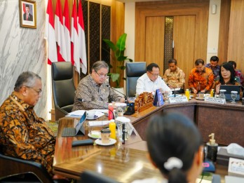 Airlangga Kumpulkan Menteri-Wamen, Wanti-Wanti Pertumbuhan Ekonomi Kuartal I/2025