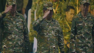 Prabowo Beri Kejutan Ulang Tahun ke 2 Kepala Daerah di Retret Magelang