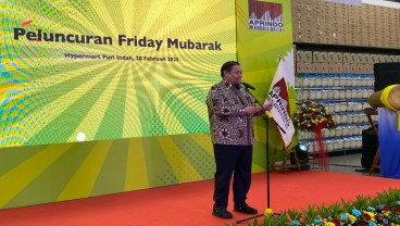 Airlangga Ingin ATM Emas Tersedia di Pusat Perbelanjaan