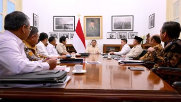 Prabowo Ajak Menteri Kabinet Merah Putih Bukber Perdana di Istana Merdeka