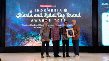 Bank Jateng Syariah Raih Penghargaan Indonesia Best Sharia Business Unit of Regional Bank 2025