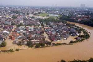 Banjir Luapan Sungai di Bekasi Rendam Ratusan Rumah Warga