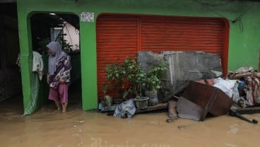 Kemensos Gelontorkan Rp2,09 Miliar untuk Warga Terdampak Banjir Jakarta, Bogor, dan Bekasi