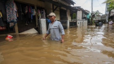 Banjir Jabodetabek, Wamen PU Pastikan Tak Ada Tanggul yang Jebol