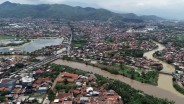 Wamen PU Ungkap Dampak Banjir ke Sejumlah Jalan di Daerah, Jalur Mudik Aman?