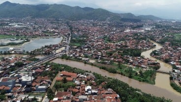 Wamen PU Ungkap Dampak Banjir ke Sejumlah Jalan di Daerah, Jalur Mudik Aman?