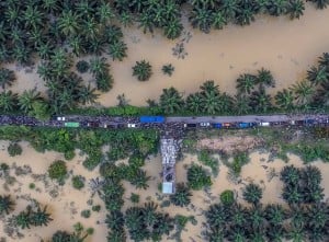 Kemacetan Panjang di Jalan Alternatif Padang-Tebo Sumatra Barat