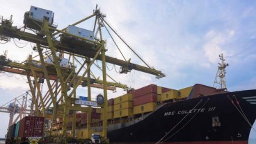 Februari, Arus Peti Kemas di PT Terminal Petikemas Surabaya Naik 3,82%