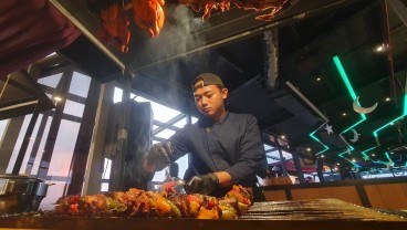 Buka Puasa Ala Timur Tengah di Bleusky Grand Edge Hotel Semarang
