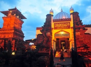 Masjid Menara Kudus Perpaduan Budaya Antara Islam Dengan Budaya Hindu-Jawa