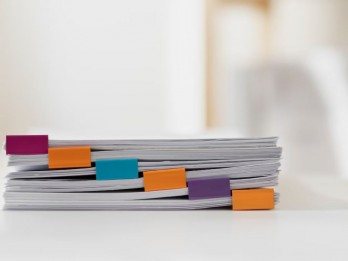 5 Tahapan dan Cara Membuat Tinjauan Pustaka, Lengkap!