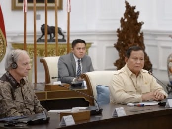 Polemik Pelantikan CASN, Padat Karya Rontok, & Prabowo Kumpulkan Taipan di Istana