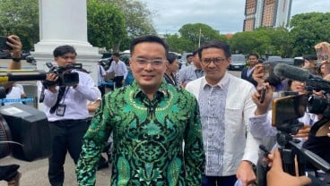 Bos GoTo Patrick Walujo Merapat ke Istana, Sinyal THR Buat Ojol?