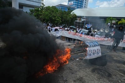 Aksi Penolakan Penundaan Pengangkatan CPNS dan PPPK di Kendari