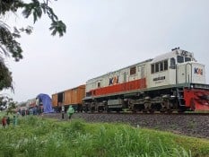 Krolonogi Kecelakaan Kereta KA Kertanegara Tertemper Truk di Kediri