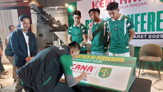 Distributor Baja Ringan Kencana Resmi Jadi Sponsor Persebaya