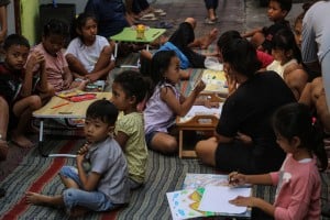 Sekolah Gratis di Kampung Padat Penduduk Semarang