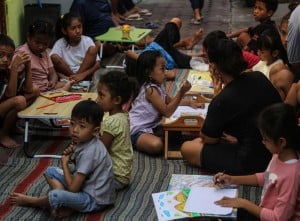 Sekolah Gratis di Kampung Padat Penduduk Semarang