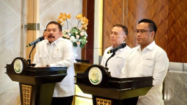Jaksa Agung Dalami Grup WA "Orang-orang Senang" di Kasus Pertamina