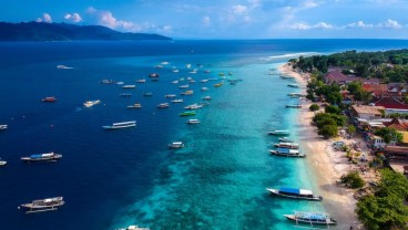 Gaet Penikmat Surfing, Pemprov NTB Kembangkan Wisata Pantai Lakey Dompu