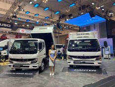Fuso Jadi Truk Terlaris Februari 2025, Asapi Hino dan Isuzu