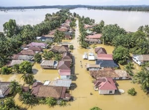 Luapan Sungai Batanghari Rendam Ribuan Rumah