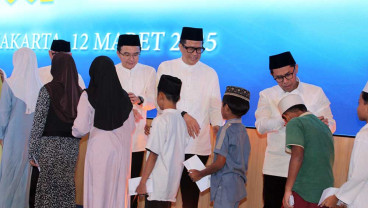 BRI Life Salurkan Bantuan untuk Anak Yatim Piatu