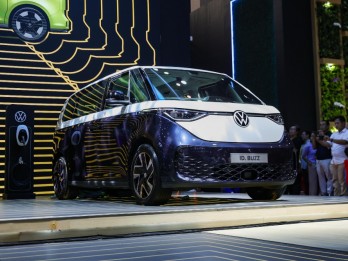 VW Kombi Listrik ID Buzz Sudah Terpesan 300 Unit, Dikirim Mei 2025