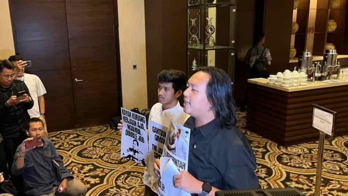 Koalisi Masyarakat Sipil Dilaporkan ke Polisi Usai Grebek Rapat Revisi RUU TNI di Hotel Fairmont