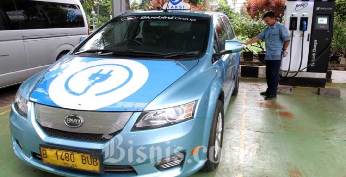 Adu Prospek Saham BIRD & ASSA di Era Sengatan Mobil Listrik