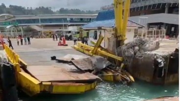 Polisi Cari Penyebab Kapal Portlink III Tabrak Jembatan di Pelabuhan Merak