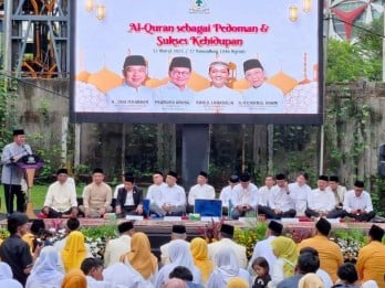 Hadiri Buka Bersama di Kantor Golkar, Pramono: Deg-degan Kalau Lewat Sini