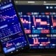 IHSG Jatuh Makin Dalam Usai Trading Halt, Ini Kata Analis