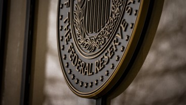 Wall Street Menghijau, US Treasury Loyo setelah The Fed Tahan Suku Bunga