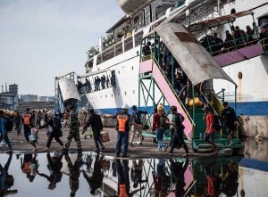 Pemudik Mulai Tiba di Pelabuhan Tanjung Emas Semarang