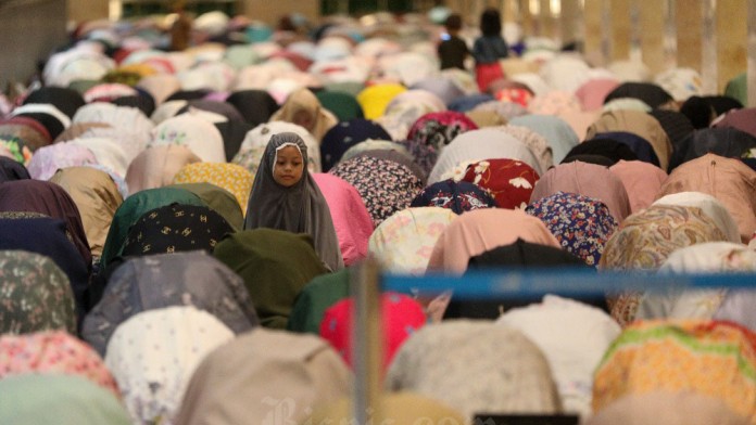 Hukum Makan dan Minum Sebelum Salat Idulfitri