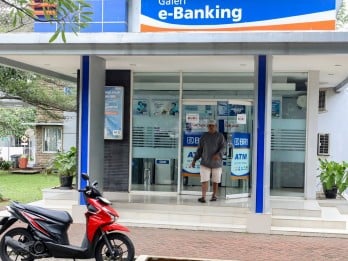 Bank Turn to Product Innovation in Scramble for Low-cost Funds