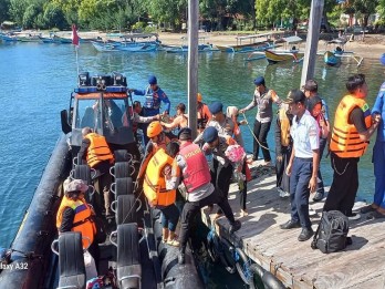 Kapal Feri Kandas di Gilimanuk, Penumpang Dievakuasi
