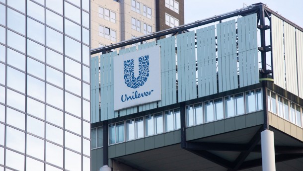 Investor Kakap yang Melakukan Aksi Jual dan Borong Saham Unilever Indonesia (UNVR)
