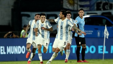 Tanpa Lionel Messi, Timnas Argentina Susah Payah Bekuk Uruguay