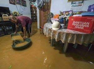 Sejumlah Kawasan di Kendari Terendam Banjir Luapan Kali Kadia