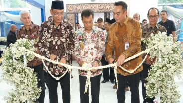 Gubernur Jawa Tengah Resmikan Kantor Bank Jateng Cabang Syariah Yogyakarta