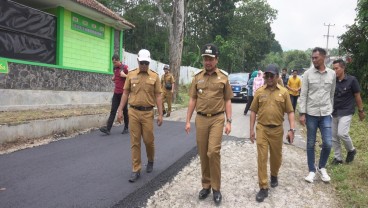 Pastikan Mudik Lancar, Perbaikan Ruas Jalan Conggeang-Ujungjaya Dikebut