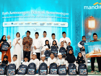 Bank Mandiri Santuni 57.600 Anak Yatim dan Lansia serta 668 Yayasan