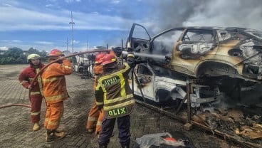 100 Mobil Chery Ludes Terbakar di Bekasi, Berapa Kerugiannya?