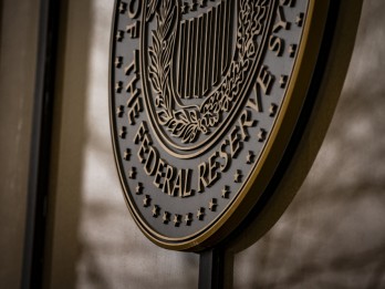 Kode Pejabat The Fed soal Suku Bunga di Tengah Guncangan Tarif Trump