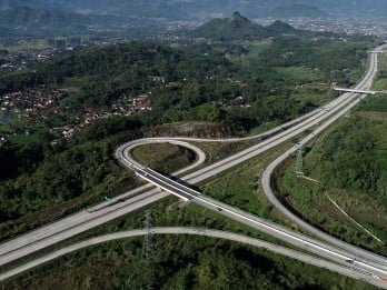 Prabowo’s Development Plan Excludes Jokowi’s Toll Roads, Official Assures Resumption