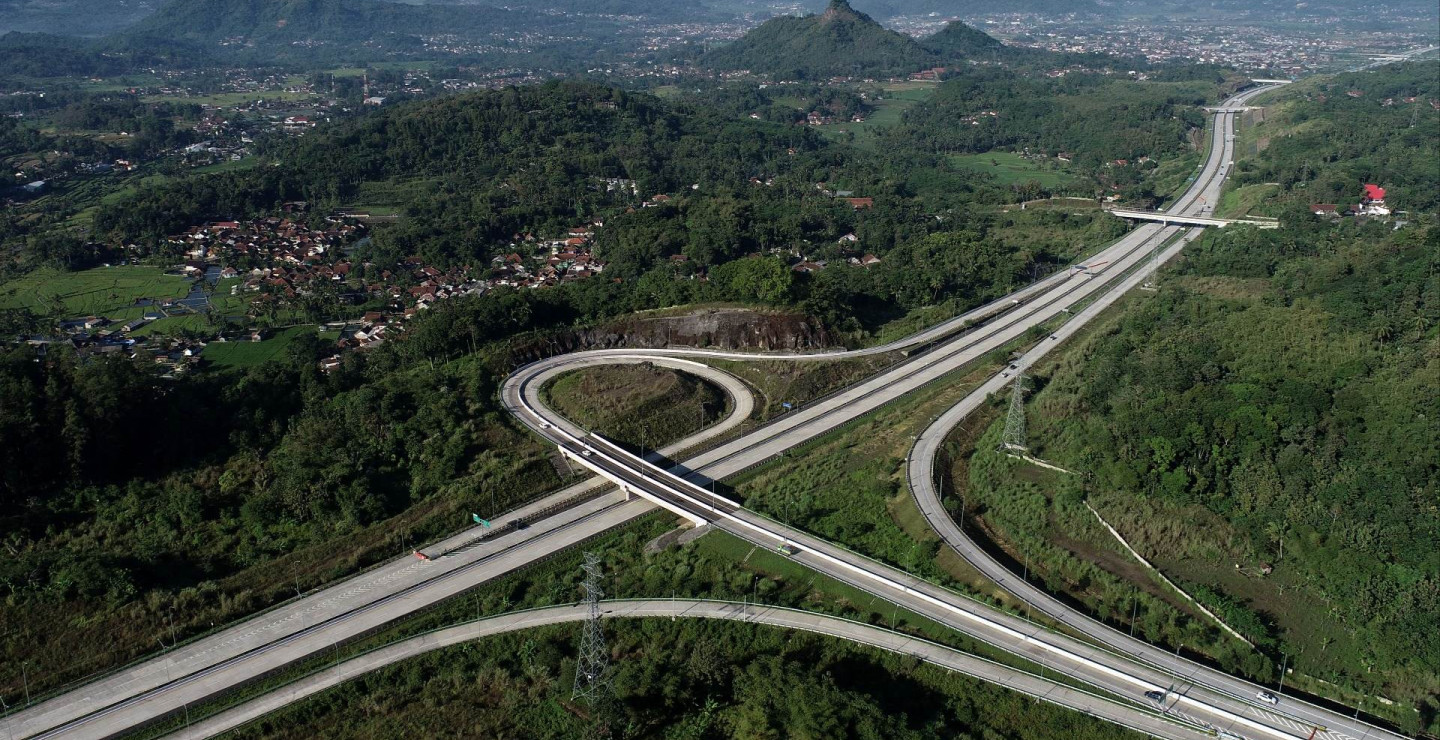 Prabowo’s Development Plan Excludes Jokowi’s Toll Roads, Official Assures Resumption